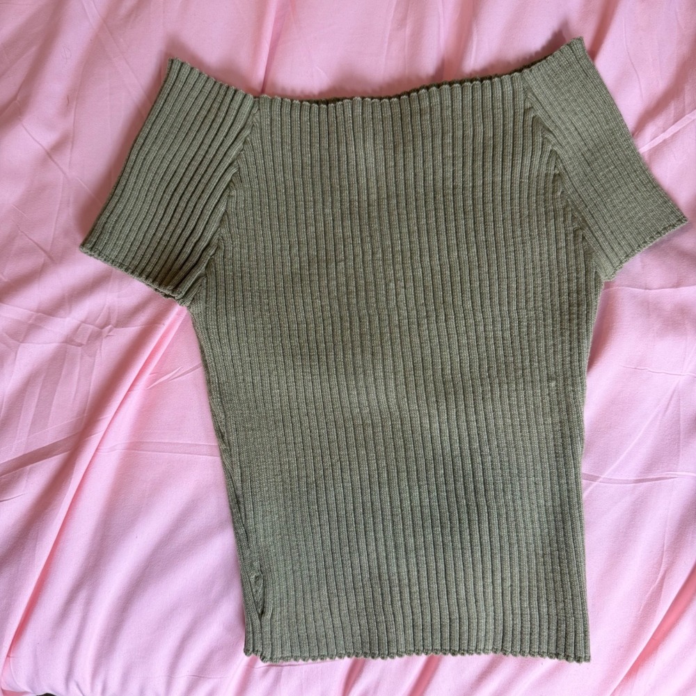 Olive Green Ribbed Off the Shoulder Short Sleeve Knit Top Slim Fit